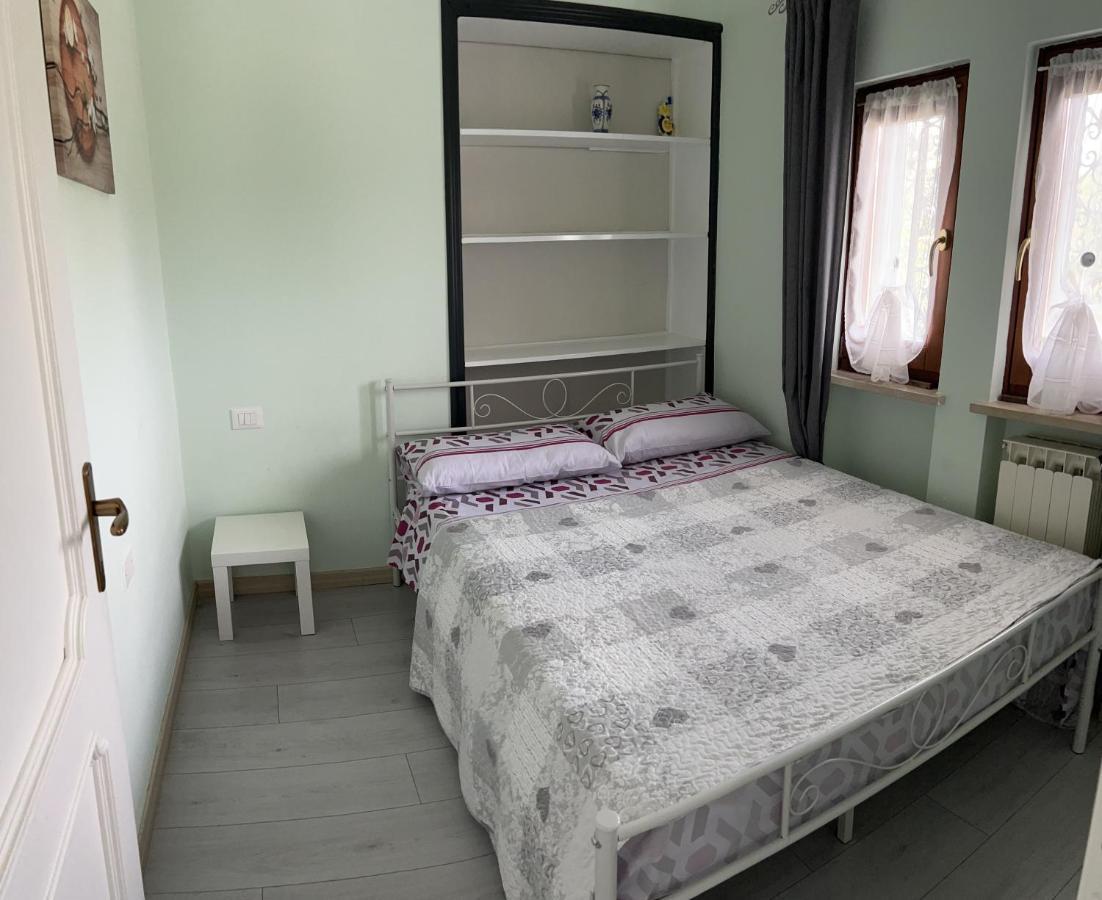 Residence Degli Ulivi Sirmione Bagian luar foto