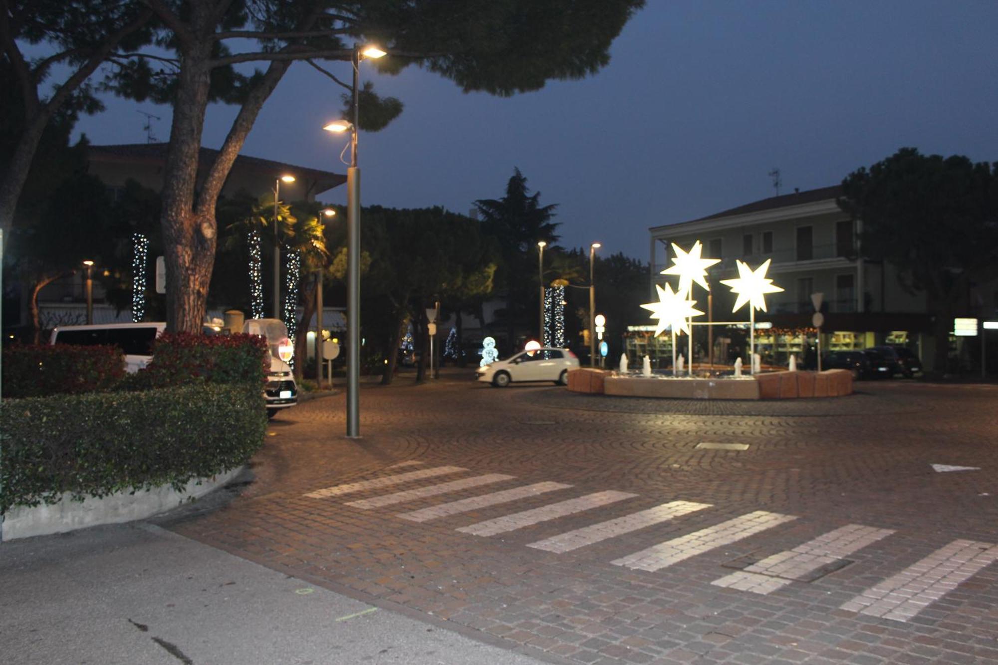 Residence Degli Ulivi Sirmione Bagian luar foto